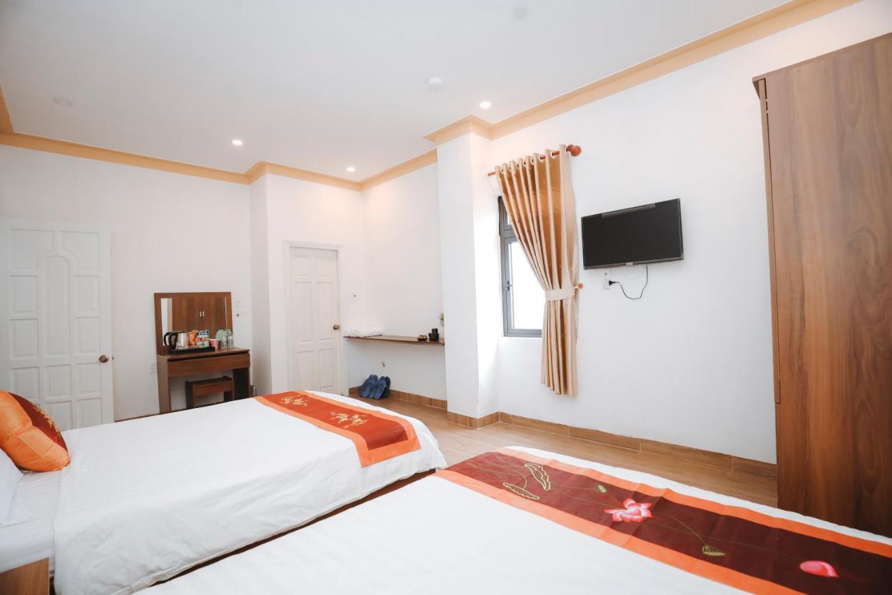 Van Nhi Mtv Hotel Dalat Luaran gambar